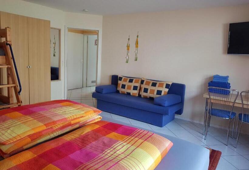 ベッドアンドブレックファースト Gästehaus Rana