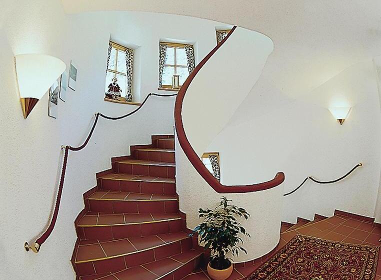 تختخواب و صبحانه Haus Christaldo