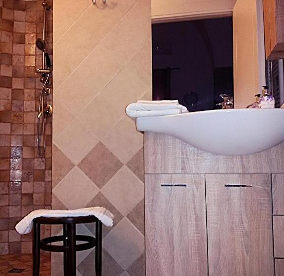 تختخواب و صبحانه Il Casale Dei Principi