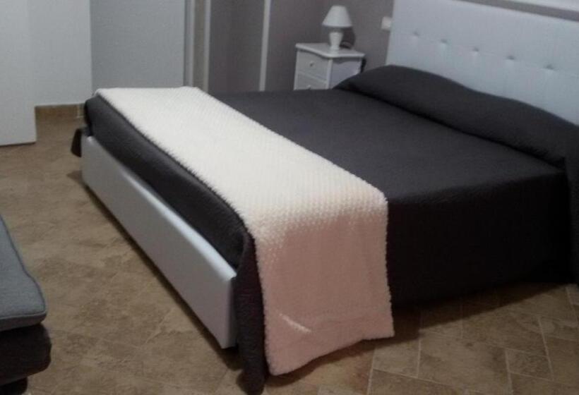 تختخواب و صبحانه Il Casale Dei Principi