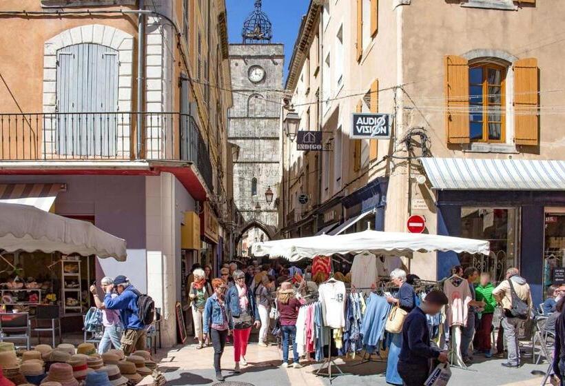 ベッドアンドブレックファースト Les Cerises