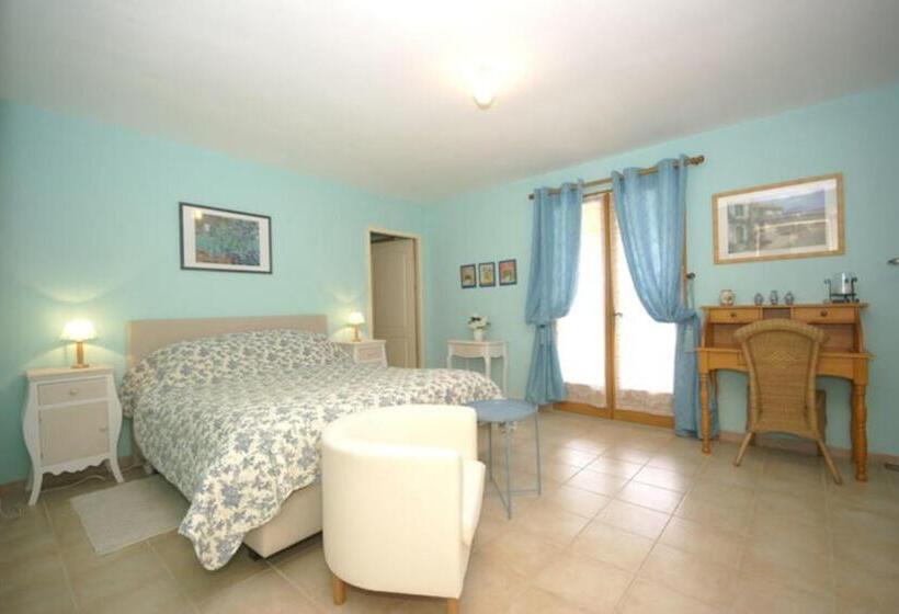 ベッドアンドブレックファースト Les Cerises