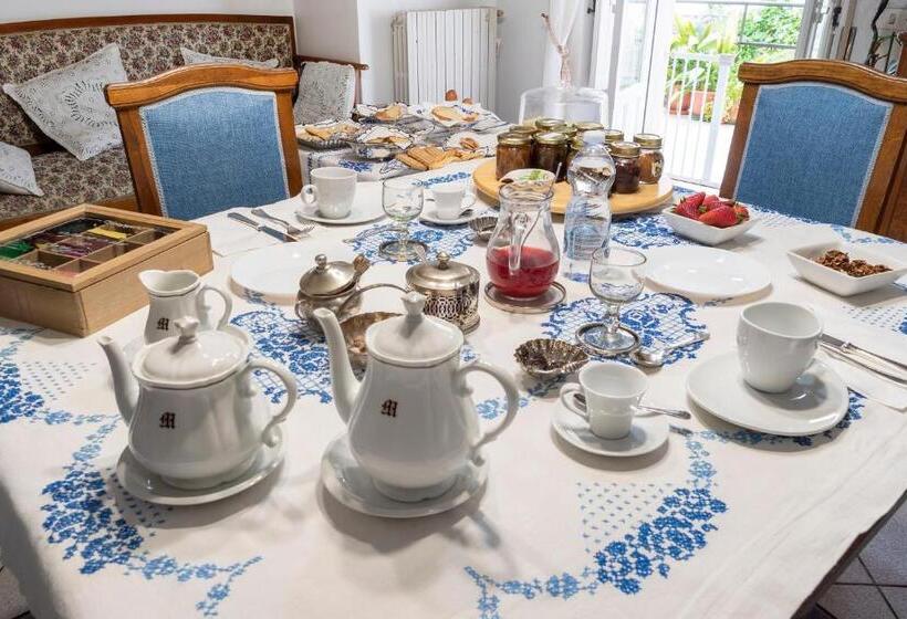 تختخواب و صبحانه Locanda La Meridiana