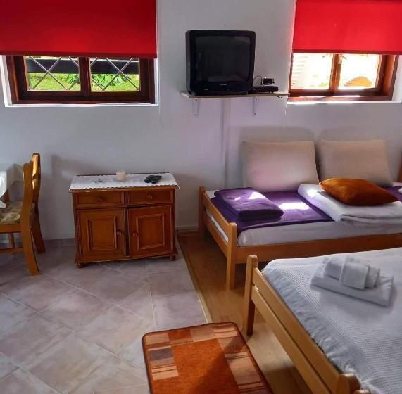 تختخواب و صبحانه Sobe ćuskić