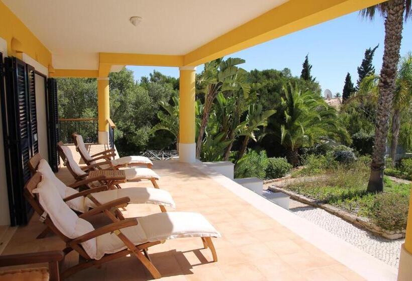 Bed and Breakfast Vila Florina