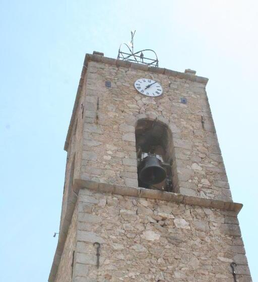 Boutique Villa With Shared Pool, Air Con, Wifi, Tv