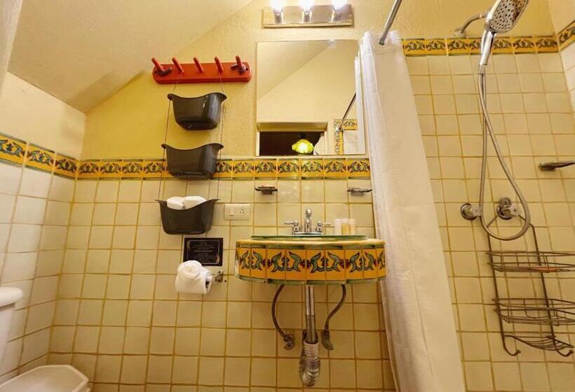 Estrellita S Bed & Breakfast