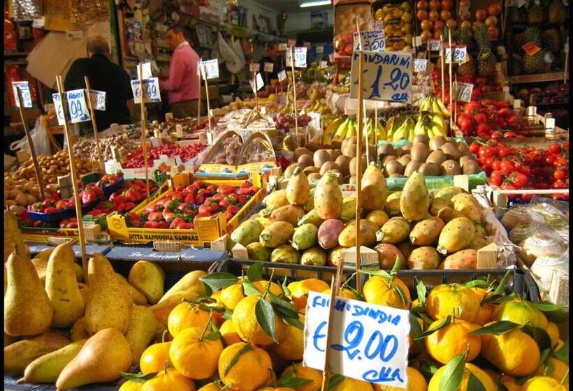 Apartment For 2 In Catania, B&b Le Voci Del Mercato