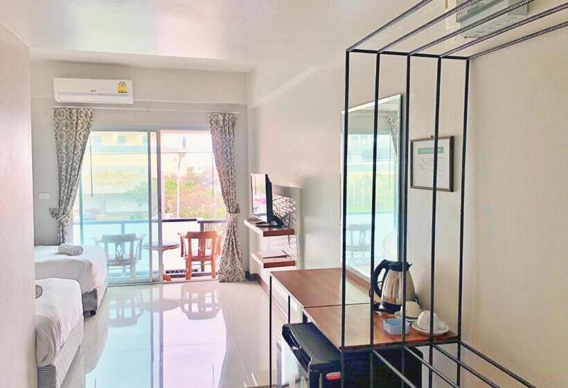 Отель Assasa Huahin