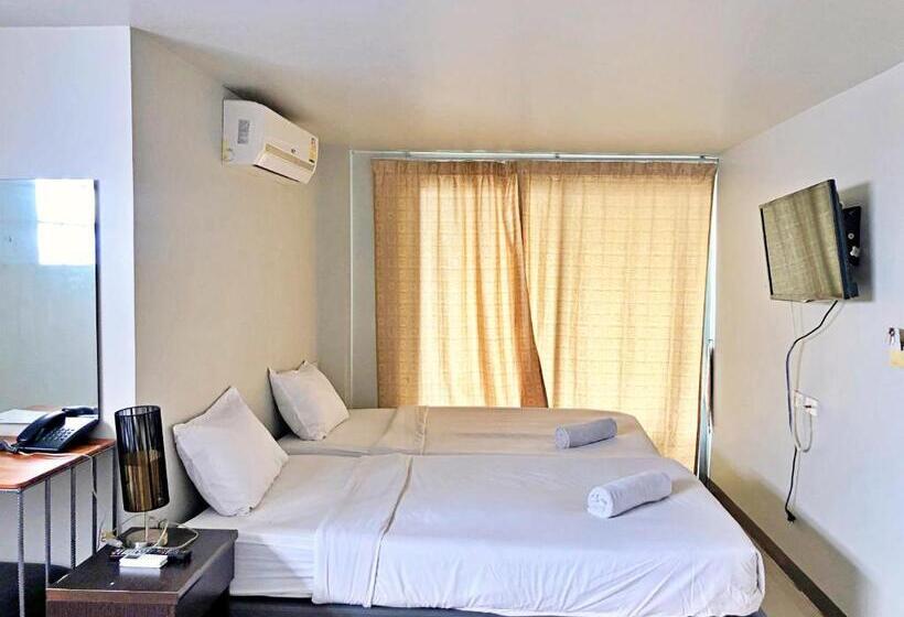 Отель Assasa Huahin