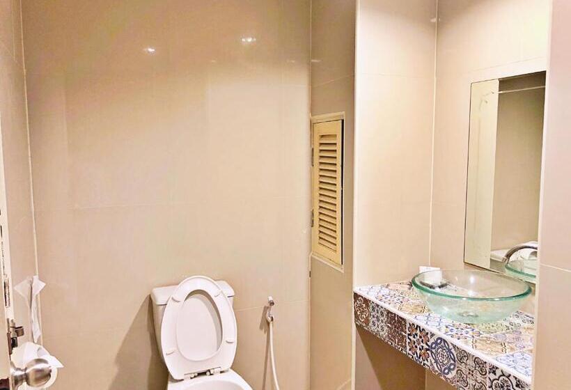 Отель Assasa Huahin