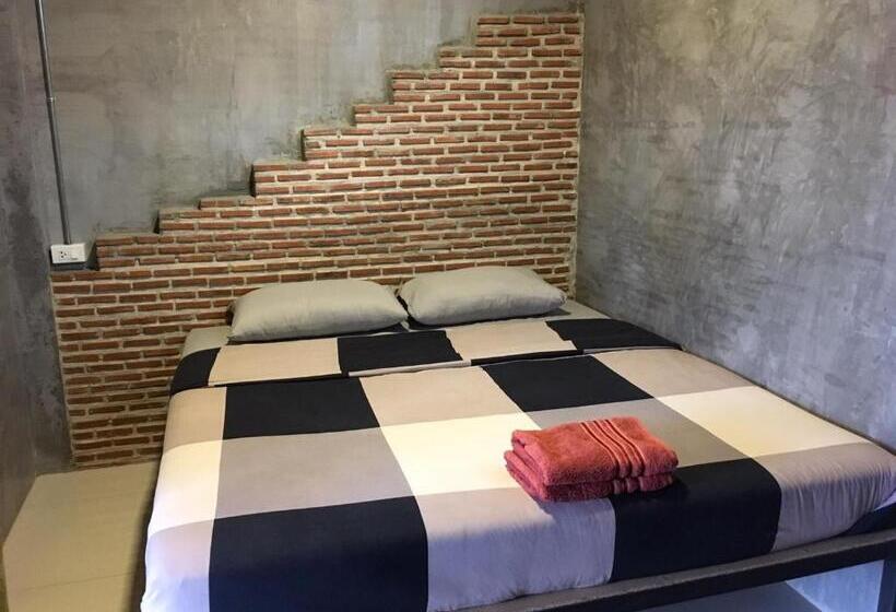 هتل Baan Nork Farmstay บ้านนอก ฟาร์มสเตย์