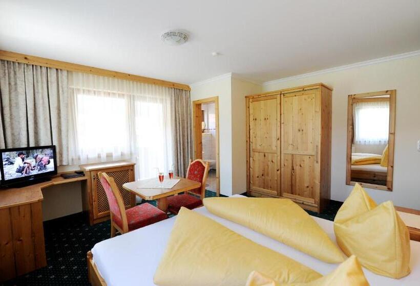 בית מלון כפרי Garni Landhaus Platzer