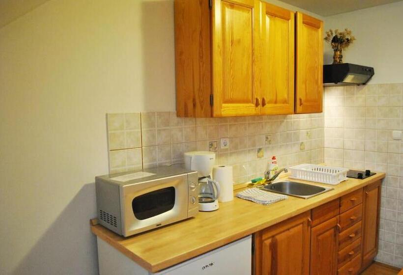 هتل Tourist Farm Kladje