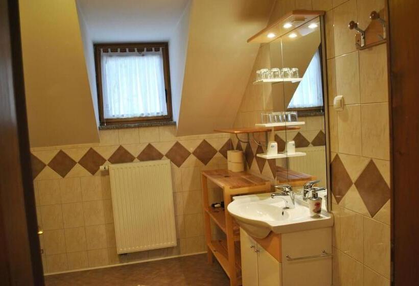 هتل Tourist Farm Kladje