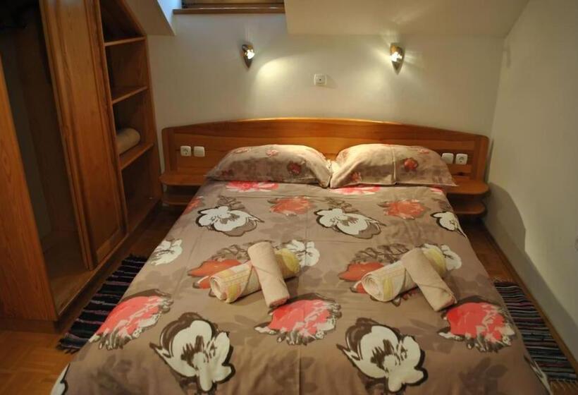 هتل Tourist Farm Kladje