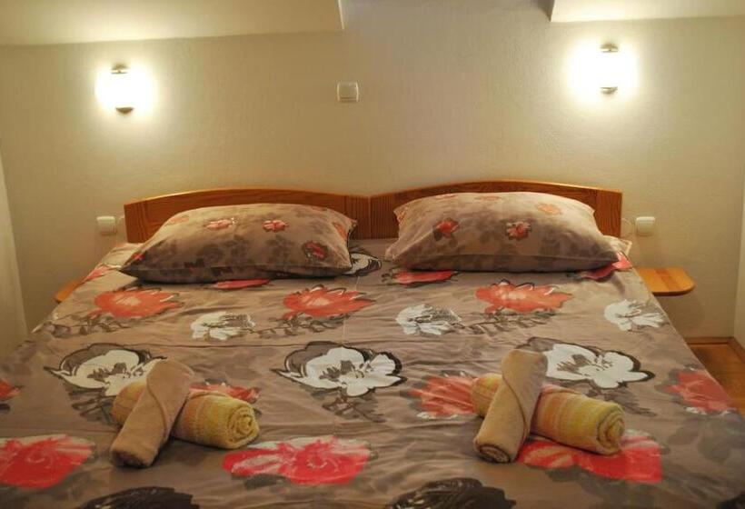 هتل Tourist Farm Kladje