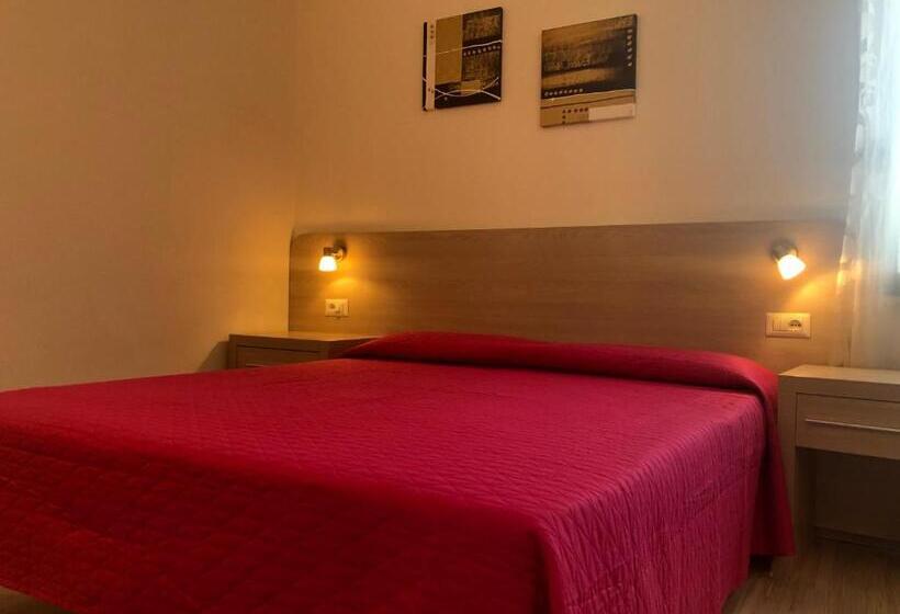 פנסיון Affittacamere In Centro