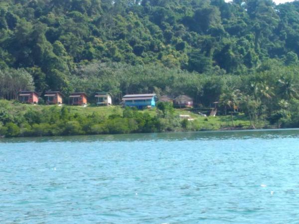 פנסיון Ao Salat View Koh Kood