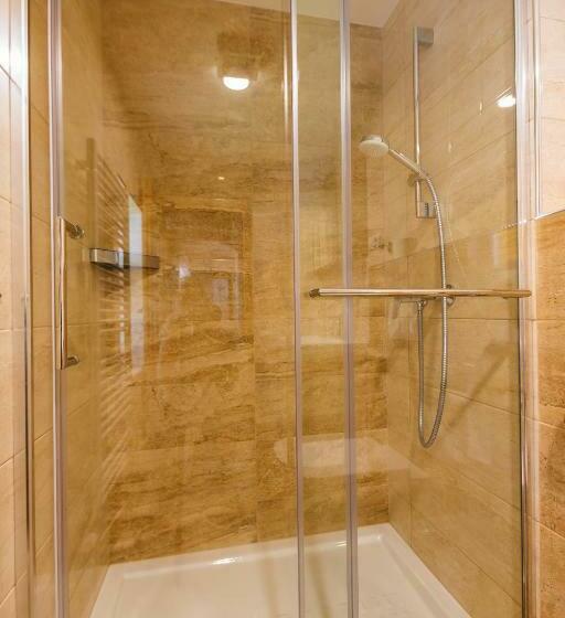 پانسیون Apartment Ledrar