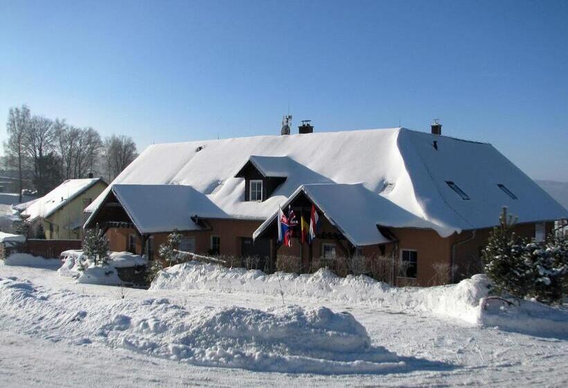 膳宿费 Apartments Lipno Serafin