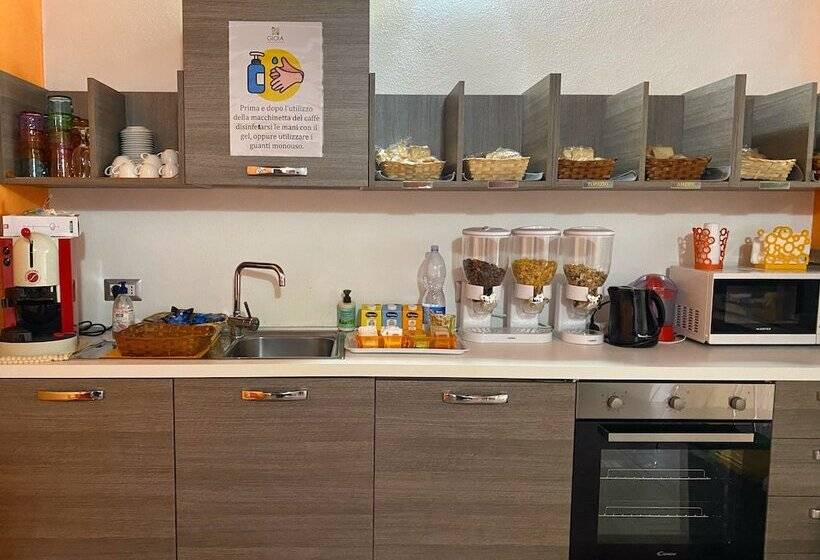 פנסיון Gioia Guesthouse