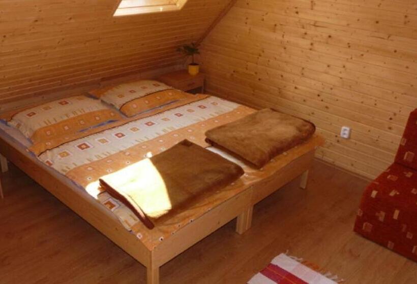 Пансион Guest House Privat Marika