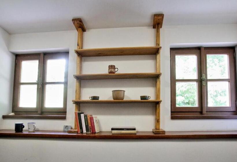 ペンション Housův Mlýn