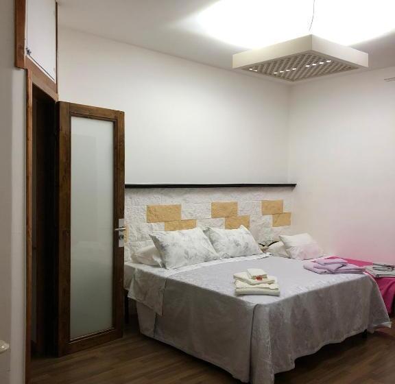 بنسيون Monterussi Bed And Breakfast