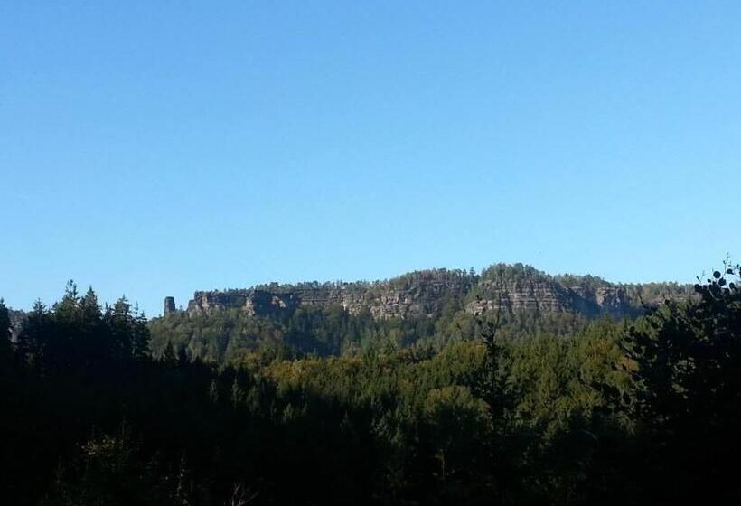 بنسيون Penzion U Marešů