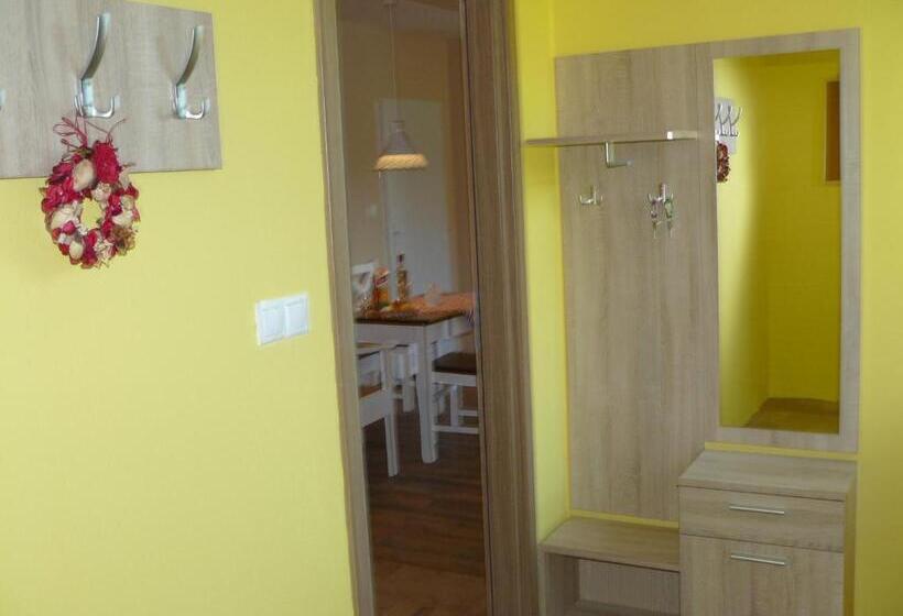 펜션 Privát Za Lesíkom