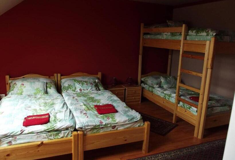 פנסיון öreg Diófa Vendégház