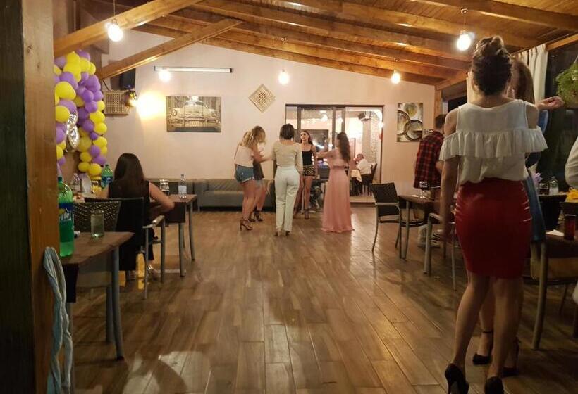 Pensiunea Family Zone