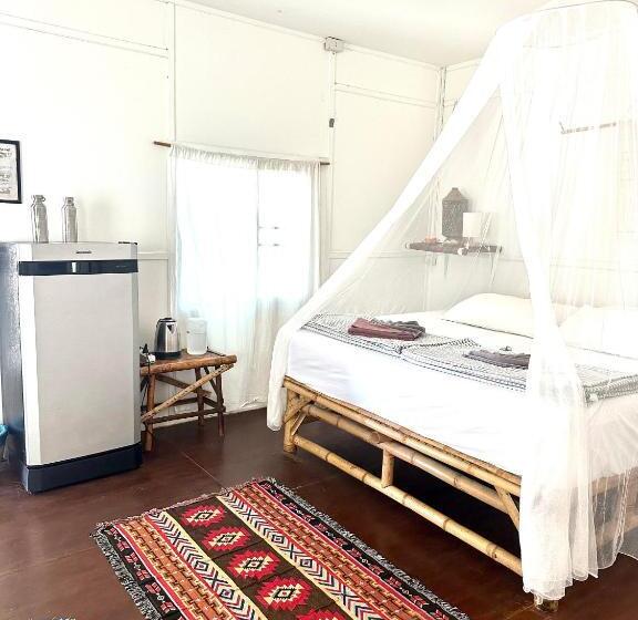 אתר נופש Colorful Hut