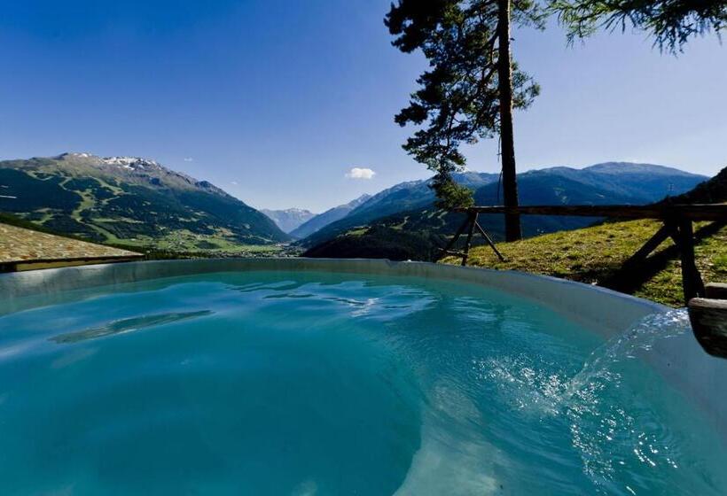 Rosengarden Alpine Residence