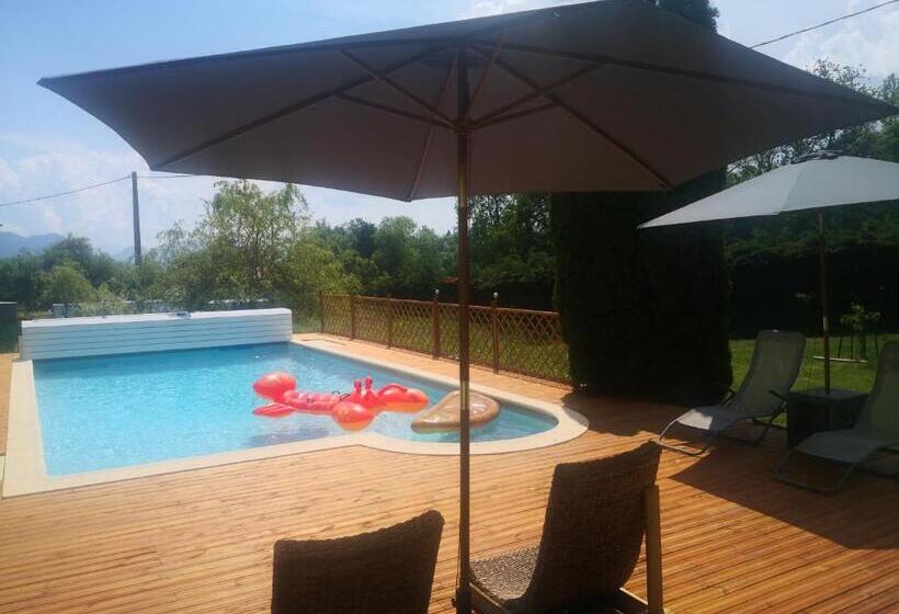 L Oree Des Bornes Appartement Avec Piscine