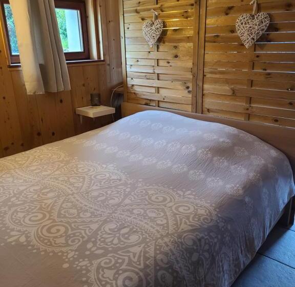 L Oree Des Bornes Appartement Avec Piscine