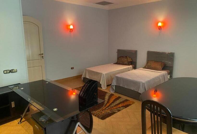 Super Luxurious Villa With Large Landscape Areas