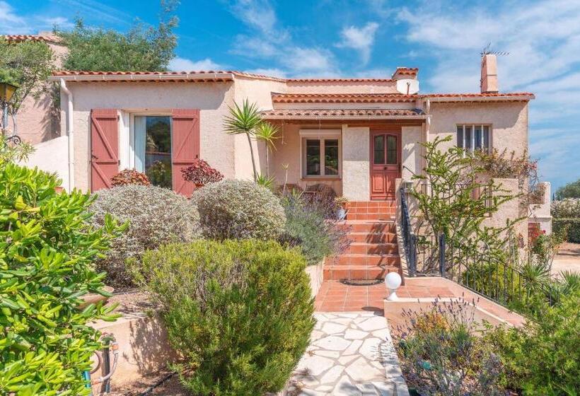 Villa Vue Mer Presqu Ile De Giens Avec Piscine