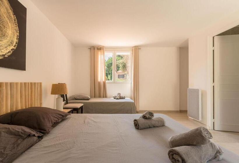 Villa Vue Mer Presqu Ile De Giens Avec Piscine