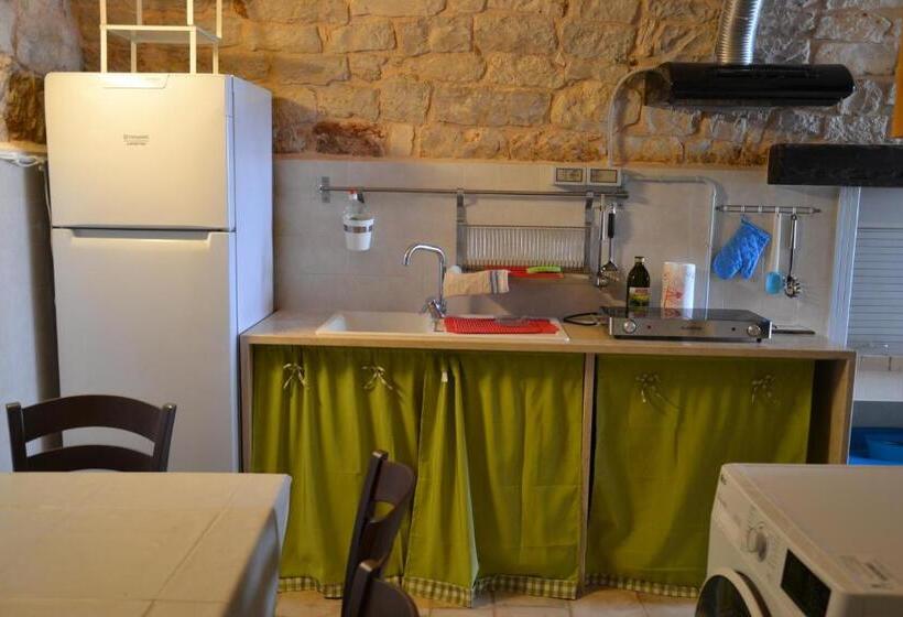 Vitti Stone House   6 Minuti Dalle Grotte