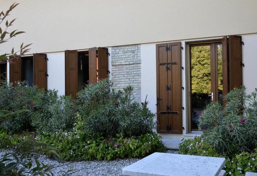 9 Muse Bed And Breakfast