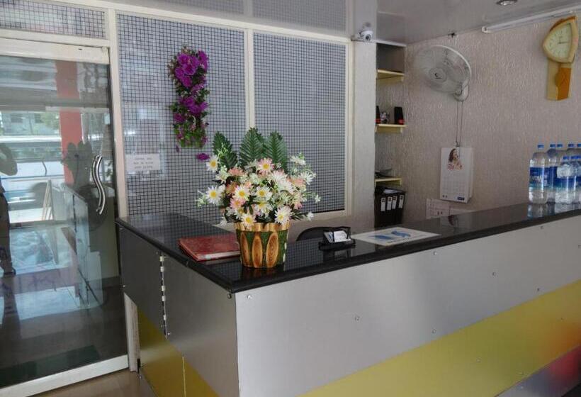 هاستل Marwa Inn