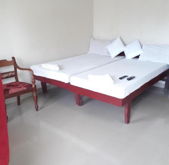 هاستل Marwa Inn