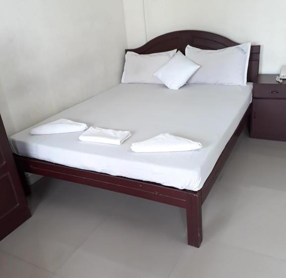 هاستل Marwa Inn