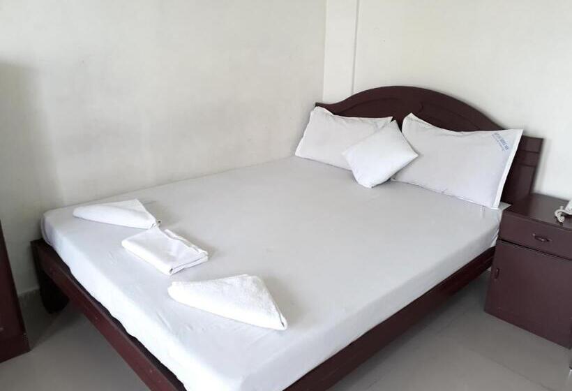 هاستل Marwa Inn