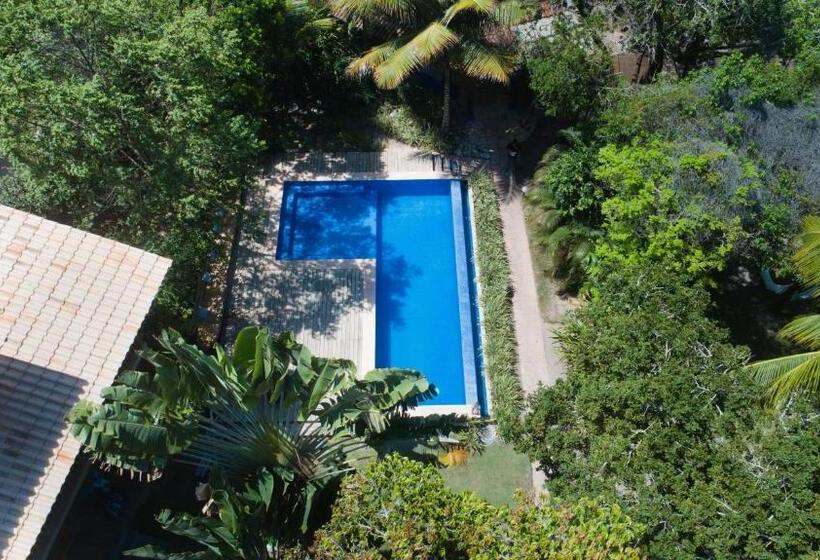 هاستل Pousada Le Refuge