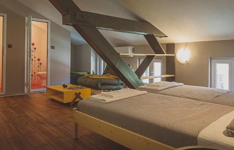 호스텔 Temple House