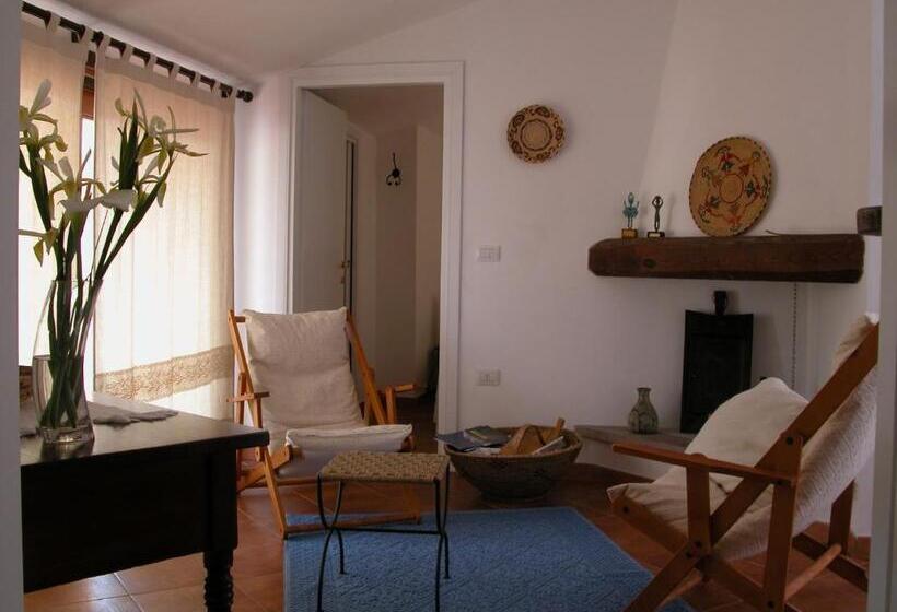 B&b L Umbra Di Lu Soli