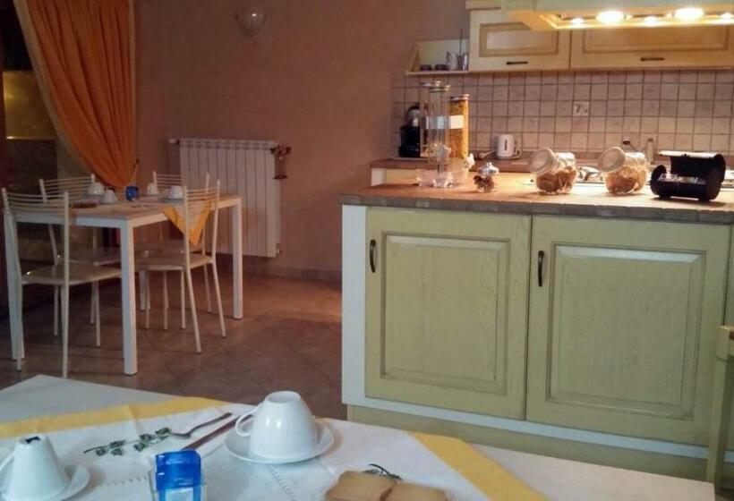 ベッドアンドブレックファースト Alba Chiara